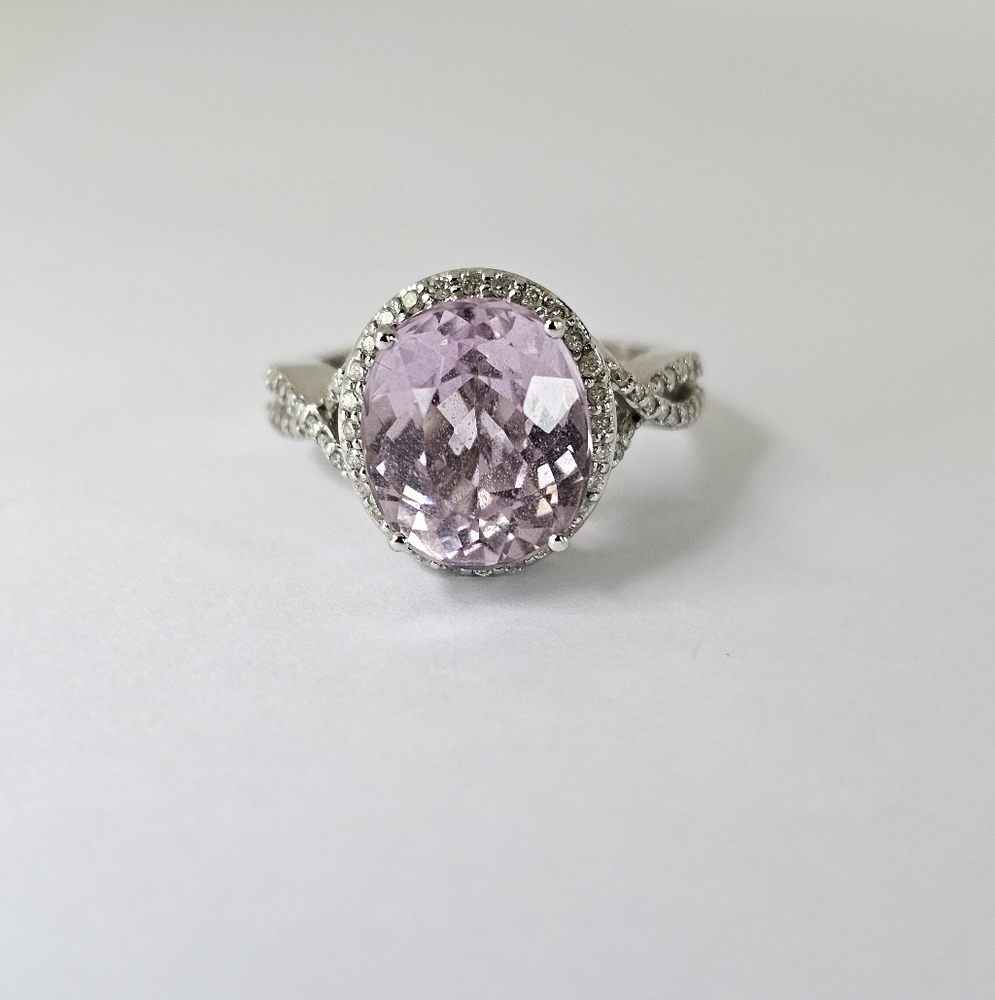 Stunning Genuine Kunzite & Diamond Ring 14K White Gold Size 7!